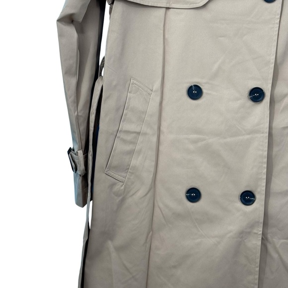 Chic Tan Trench Coat - Picture 5 of 9